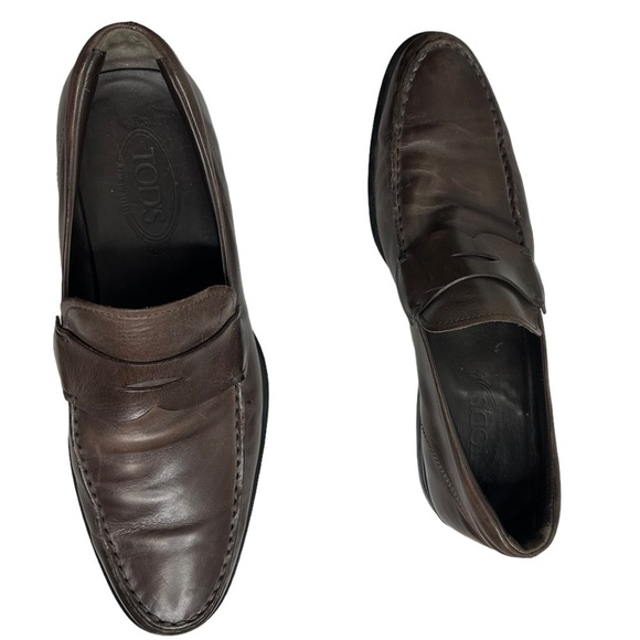 Todd’s Men Shoes. Condition is Pre-owned. Shipped with USPS Priority Mail. main image 15